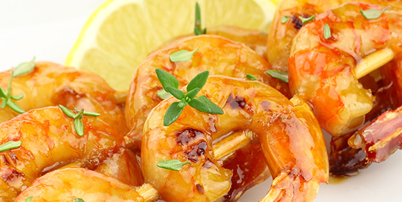 Juicy Barbecued Prawns with Dairygold and Lemon Sauce